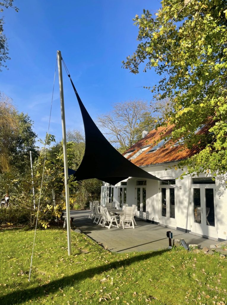 Boerderij_overkapping_terras - Manta Roofs Boerderij-overkapping-zeildoek