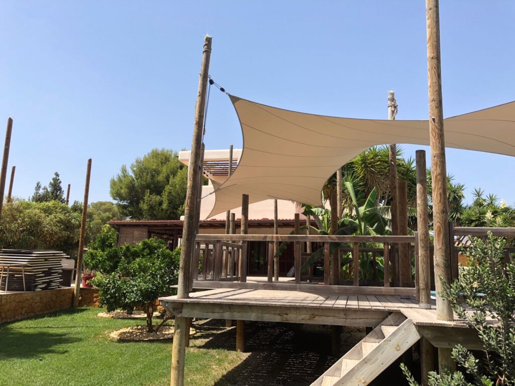 terrasoverkapping_van_zeildoek - Manta Roofs Manta-Roofs-terrasoverkapping-op-maat-design