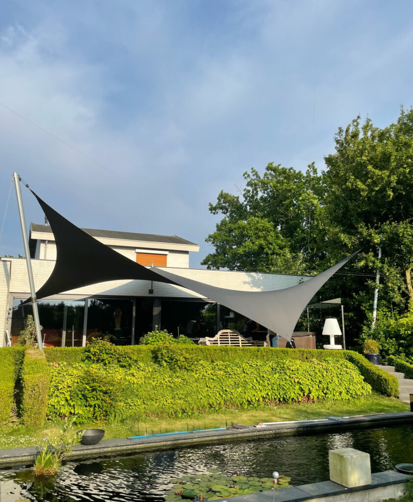 Zeildoek-van-manta-roofs-laten-plaatsen - Manta Roofs Zeildoek-van-manta-roofs-laten-plaatsen