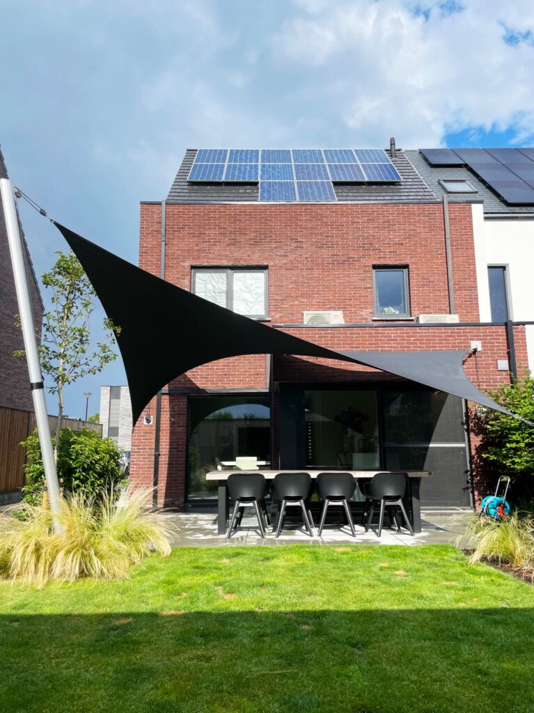 Waterdicht-zeil-op-maat-manta-roofs-zomer - Manta Roofs Waterdicht-zeil-op-maat-manta-roofs-zomer