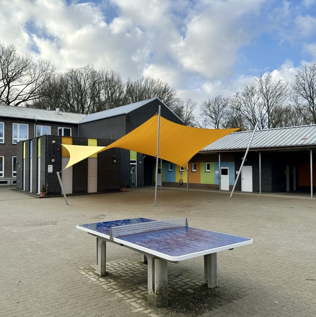 Groot-schaduwdoek-schoolplein - Manta Roofs Groot-schaduwdoek-schoolplein